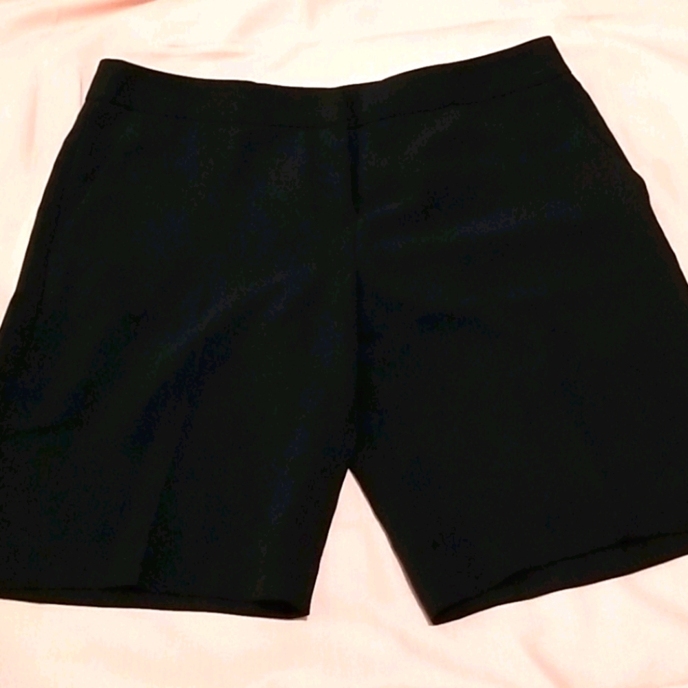 NWOT Express dress bermuda size6